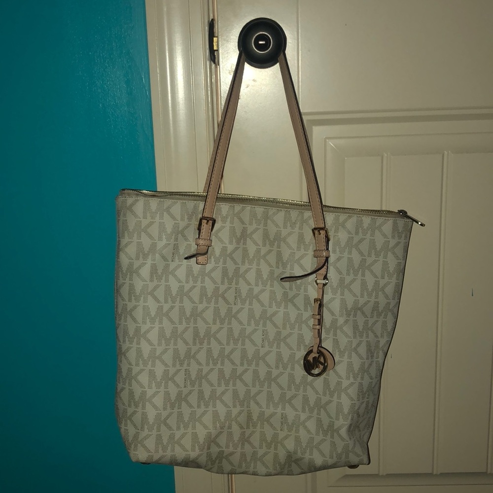 MK Tote